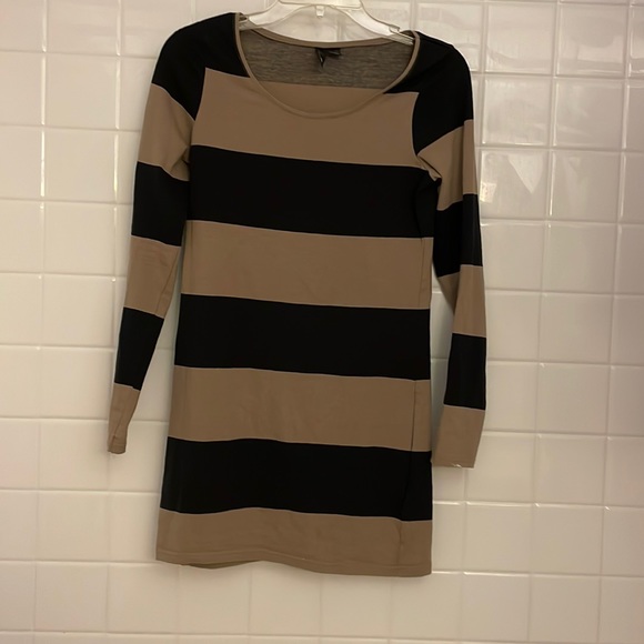 DIVIDED (by H&M) stripes dress or tunic, size 6. Colors tan and black. Stretchy - Picture 2 of 15